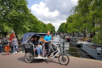 1,5 hours Amsterdam Rickshaw Tour - The Core Route: UNESCO Canal Ring to Jordaan Views