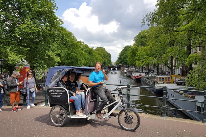 1,5 hours Amsterdam Rickshaw Tour - The Core Route: UNESCO Canal Ring to Jordaan Views