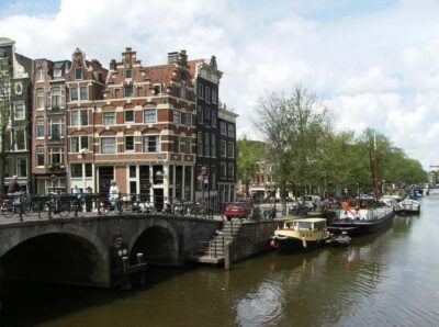 2.5-Hour Amsterdam Sightseeing Tour by Bike - Canal Intersections and the Wester Churchtower Moment