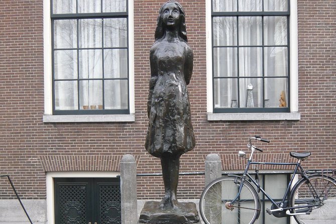 2-Hour Private Anne Frank Walking Tour with Drink - Jewish Quarter streets and Anne Frank’s wartime timeline