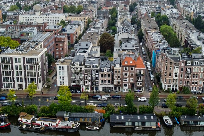 3-course Dinner in the Dark Amsterdam - What you taste when you can’t see: the upside and the risk