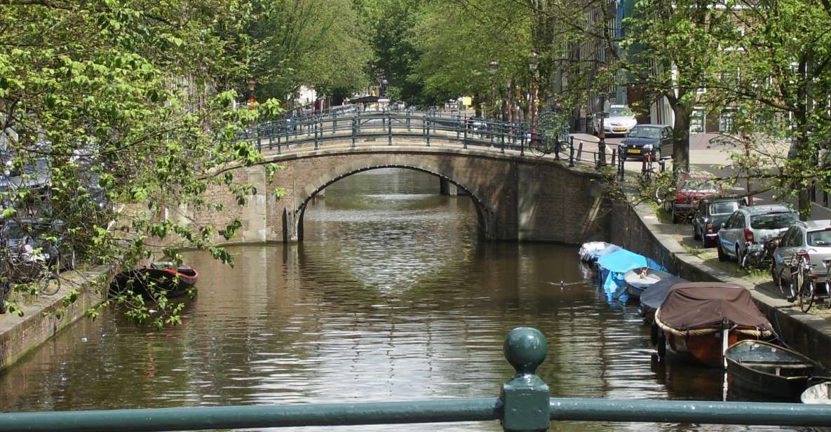 Amsterdam: 2.5-Hour Historic Private Walking Tour - Meeting at Victoria Hotel Opposite Central Station: the Easy Start