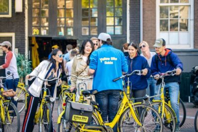 Amsterdam: 3h E-Bike Tour with break - Getting started at Yellow Bike near Amsterdam Central
