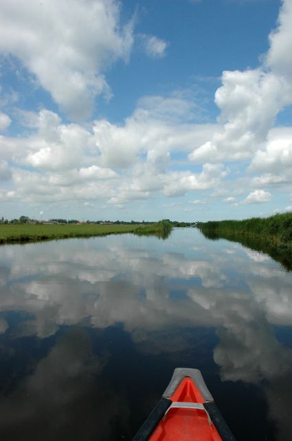 Amsterdam 5-Hour Guided Canoe Trip in the Wetlands - The island picnic: cheeses, fruit, and a calmer kind of time