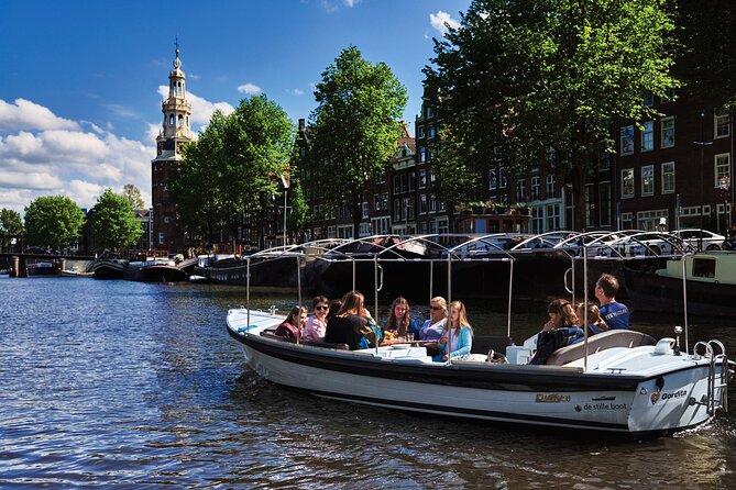 Amsterdam: 60-Minute Guided Private Canal Cruise with Drinks - Why a private hour on the canals is the best first move