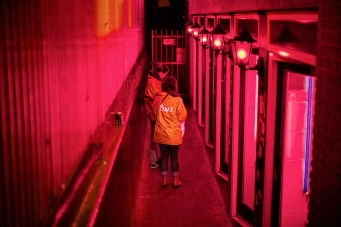Amsterdam After Dark: Public Red Light District Exploration - Price and what you really get for $22.93