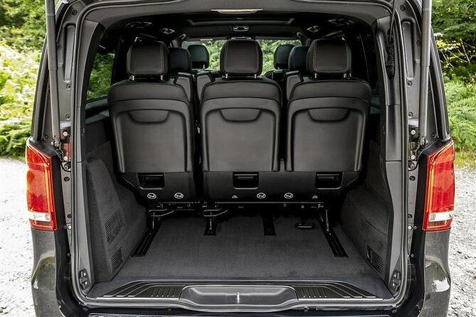 Amsterdam Airport Private Arrival Transfer by Luxury Van - Who this private transfer is best for