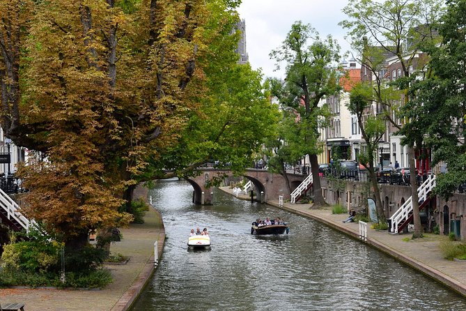 Amsterdam Airport Schiphol & Amsterdam City to Utrecht - The 30 to 50 minute Utrecht drive: comfort, safety, and ease