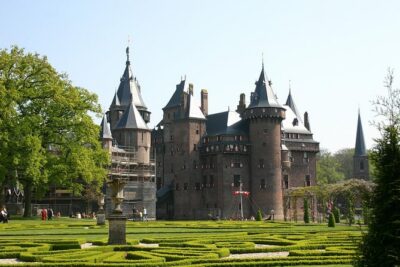 Amsterdam Airport Schiphol & Amsterdam City to Utrecht - Pickup, welcome sign, and luggage handling (what to expect)