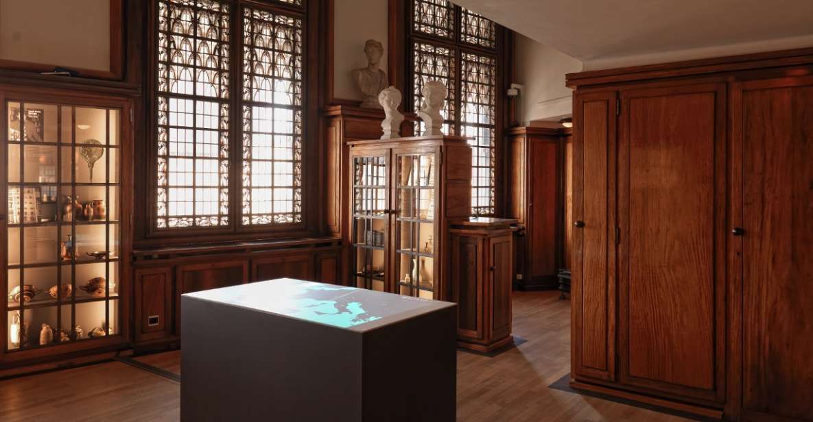 Amsterdam: Allard Pierson Heritage Collections Entry Ticket - Plaster casts attic and the audioguide: classical art in a new format