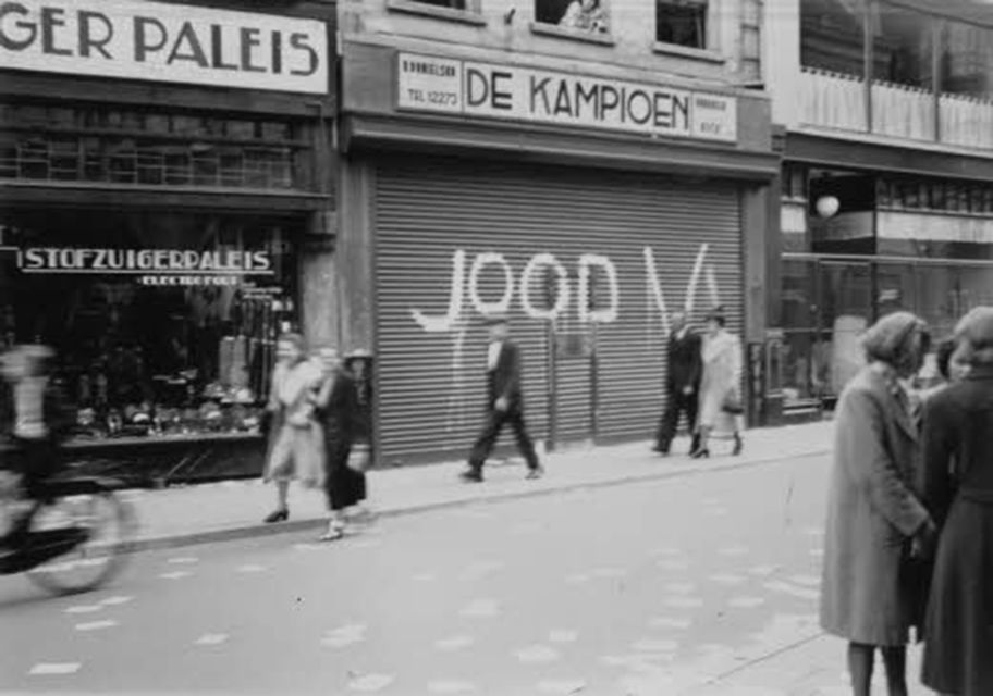 Amsterdam: Anna Frank and World War II History Walking Tour - The WWII Hurdles: Jewish Life, Occupation, and the Holocaust’s Reality