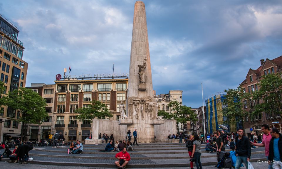 Amsterdam: Anne Frank and Jewish Quarter Guided Walking Tour - Walking the Jewish Quarter: what you’ll see and what it means