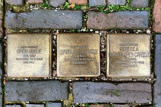 Amsterdam: Anne Frank Small Group Walking Tour - Kattengat and Der silveren spiegel: the hiding-place story
