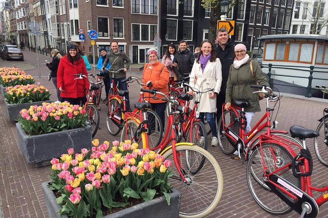 Amsterdam Bike Rental with free GPS narrated bike tour - Where you might feel the missing live guide