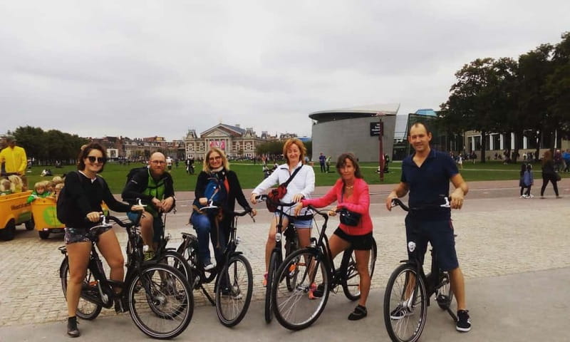 Amsterdam bike tour with a French-speaking guide local! - Starting at IJdok 47: easy meet point, fast get-on-bike
