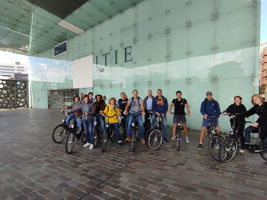 Amsterdam bike tour with a French-speaking guide local! - De Negen Straatjes: the streets you’ll want to walk after
