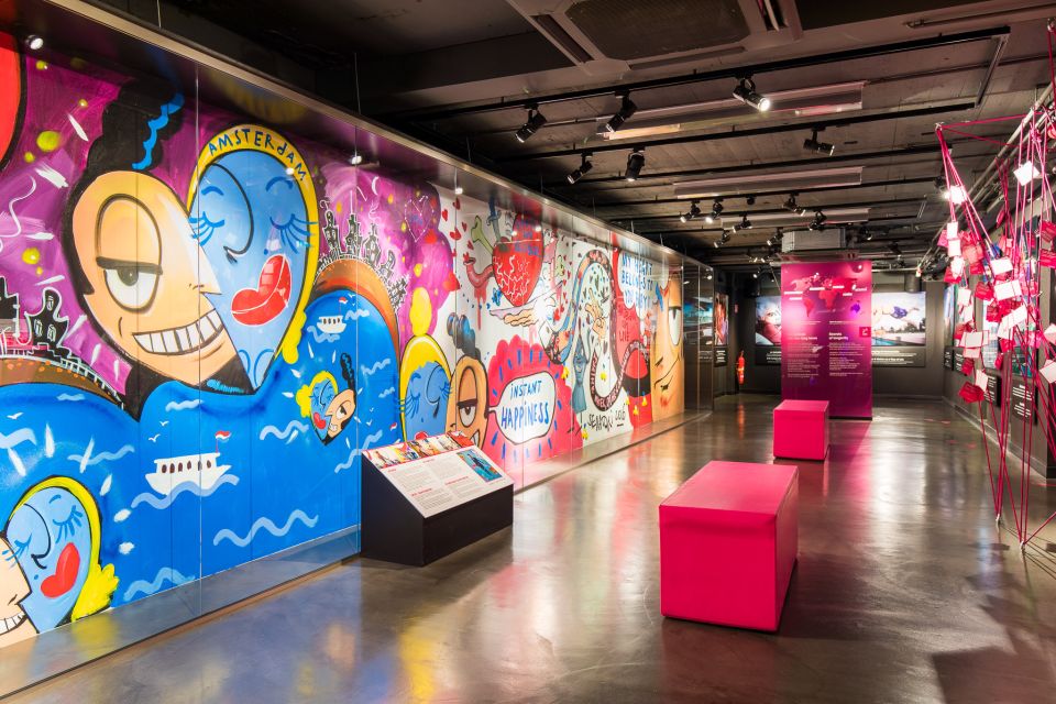 Amsterdam: Body Worlds Exhibition and Canal Cruise - Who this experience fits best