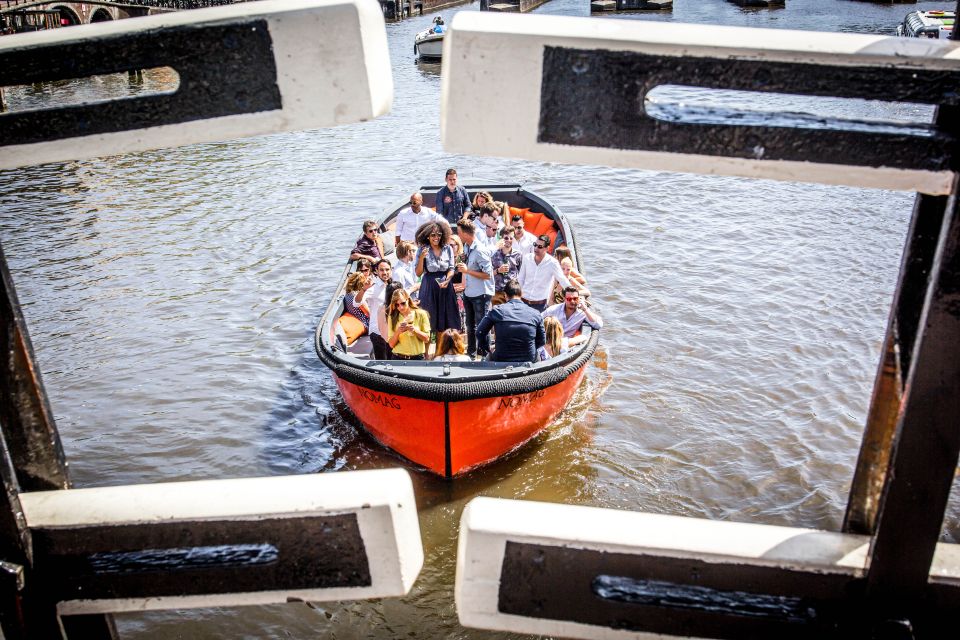 Amsterdam: Canal Belt Private Beer Boat Tour - Canal Belt Sights You’ll Actually Notice from the Water