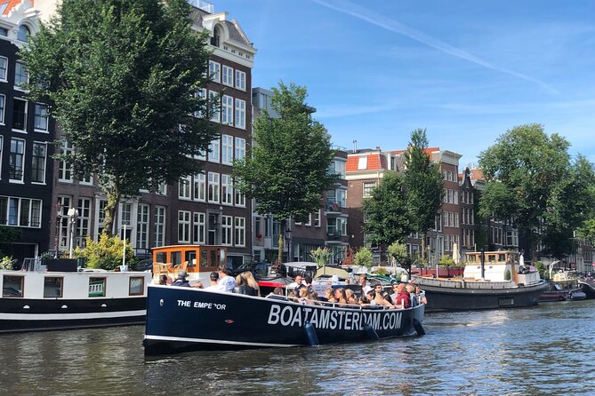 Amsterdam Canal Cruise with Open Bar - Central Station - What Makes This Cruise Special (and Who It’s For)