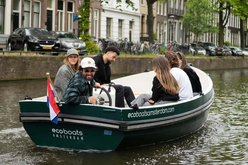 Amsterdam: Captain For a Day 2-Hour Boat Rental - Two hours on Amsterdam’s canals: how the timing really works