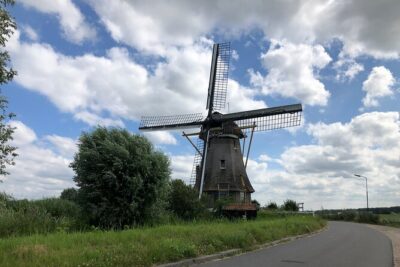 Amsterdam Castle & Utrecht City - Private Day Tour - The drive between towns: where the day stops feeling like transportation