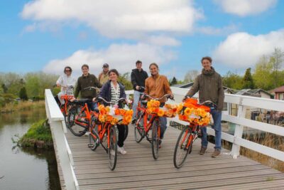 Amsterdam: Cheese, Windmill & Countryside Bike Tour - Meeting at Nieuwezijds Voorburgwal 101 and rolling on a comfy 3-speed