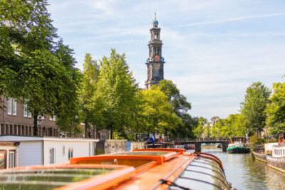 Amsterdam: City Canal Cruise and Heineken Experience - Inside the original brewery: factory tech, copper tanks, and 1988 stories