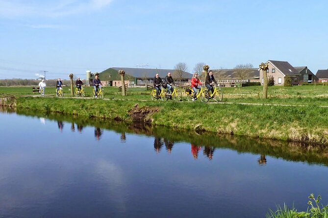 Amsterdam Countryside and Villages Bike Tour - Durgerdam’s dike-side views and the question of family fitness