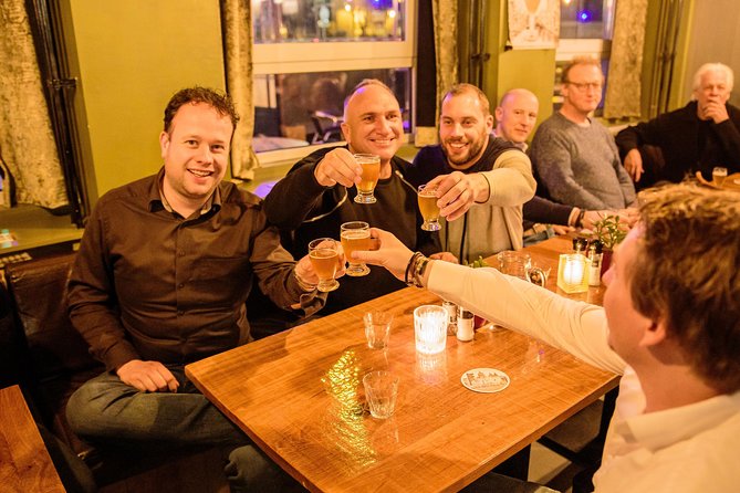 Amsterdam Craft Beer Brewery Tour by Bus with Tastings - Stop 2: the surprise craft brewery that keeps things fresh