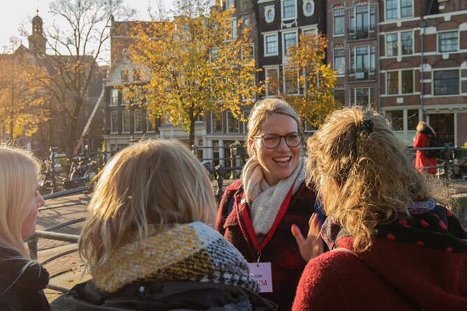 Amsterdam: Cultural Highlights in English/German/Italian - Beurs van Berlage and Nieuwe Kerk: wealth and belief in walking distance