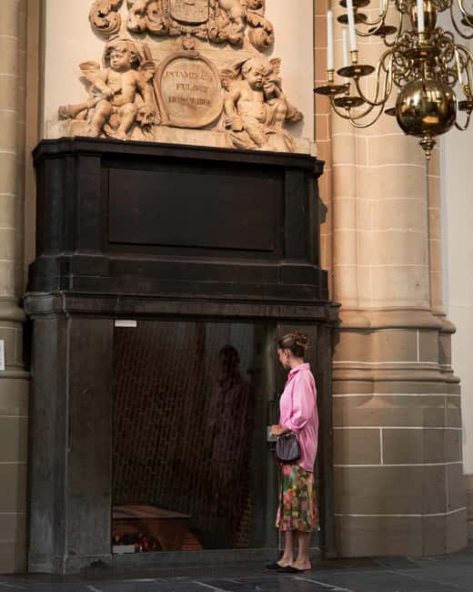 Amsterdam: De Nieuwe Kerk Entry Ticket - Middle Ages Foundations and People’s Names in Stone
