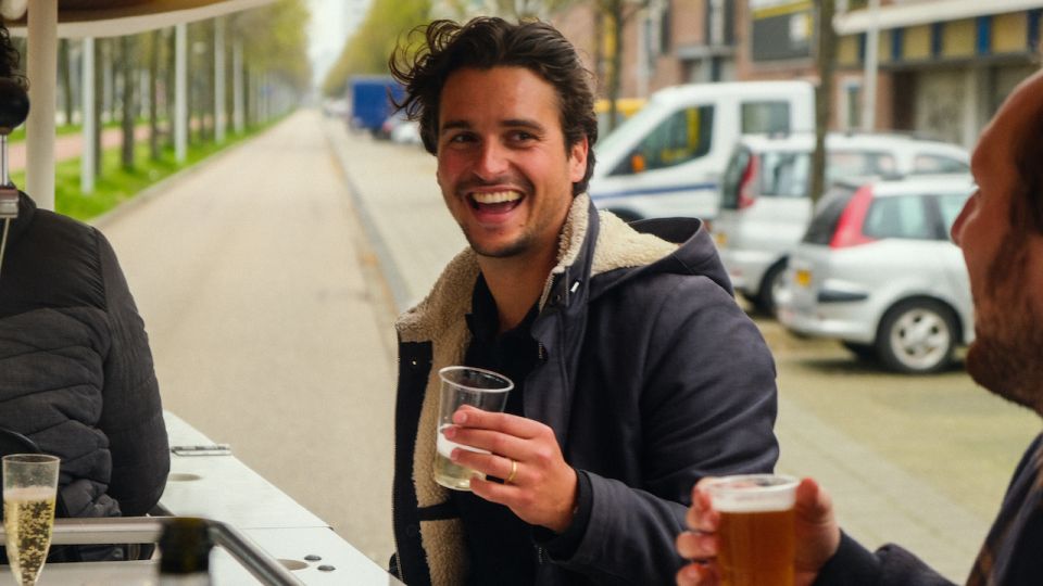 Amsterdam: Dutch Beer Bike Blast Tour with Onboard Bar - Key things I’d plan around