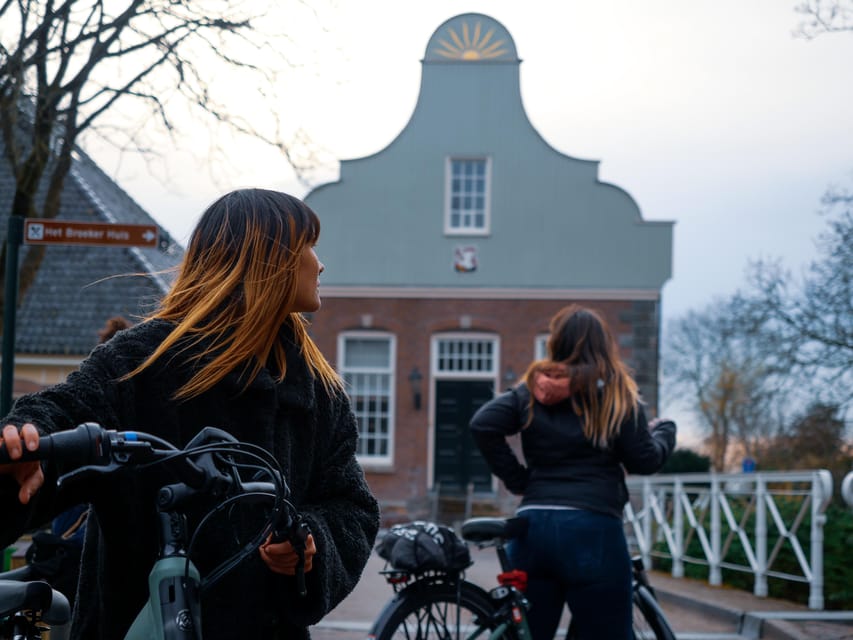 Amsterdam: Dutch Countryside E-Bike with Cheese & Clogs - From Amsterdam Central to the IJ ferry: how the day starts