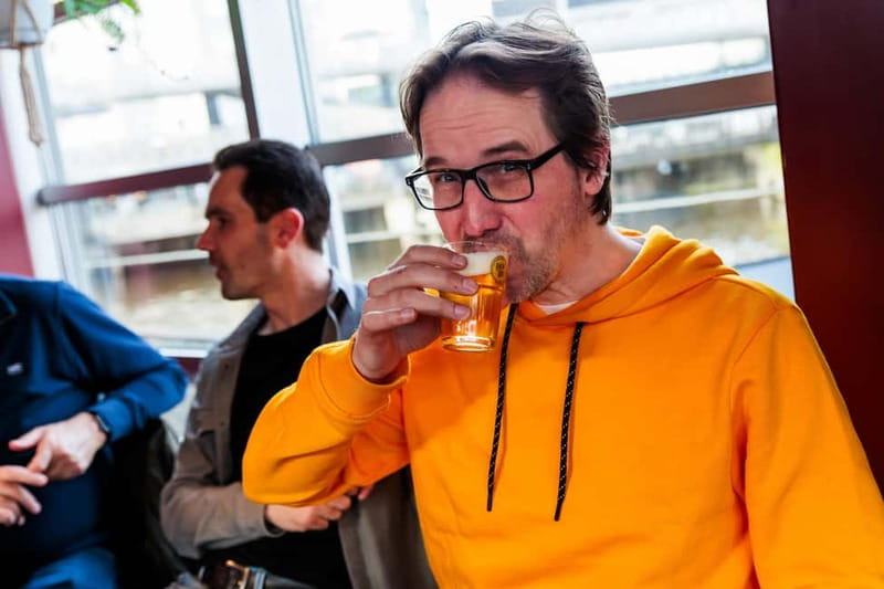 Amsterdam: Dutch Craft Beer Tasting with cheese and snacks - The Guide: Stories That Make the Glasses Make Sense