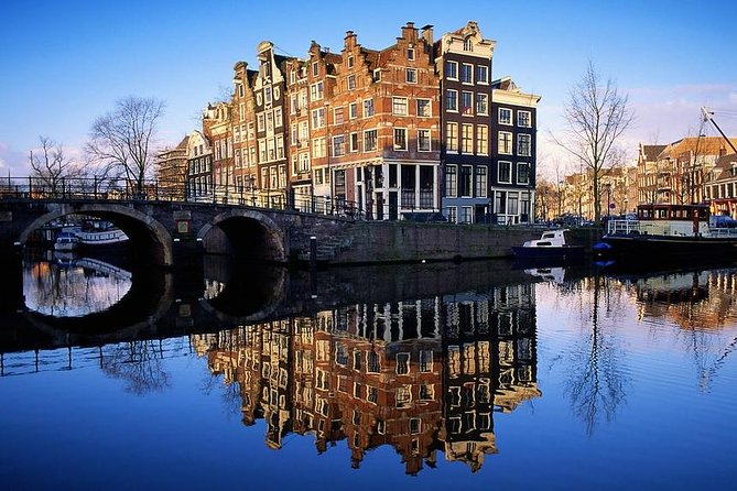 Amsterdam: E-Bike Sightseeing Tour - How the pace really feels (and why the small group size helps)