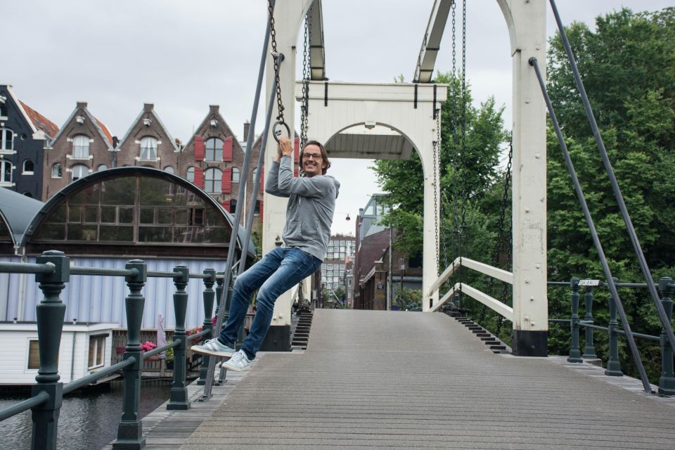 Amsterdam: Explore the City Highlights by Bike - Meeting at Oosterdoksstraat 106, right by Centraal