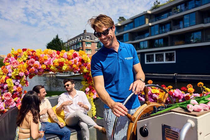 Amsterdam Flower Boat Canal Cruise with Local Guide - Entering the ride: meeting at Oudezijds Voorburgwal