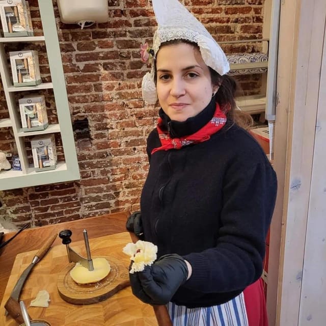 Amsterdam: Food Walking Tour - Guide Quality: What the Best Sessions Typically Feel Like