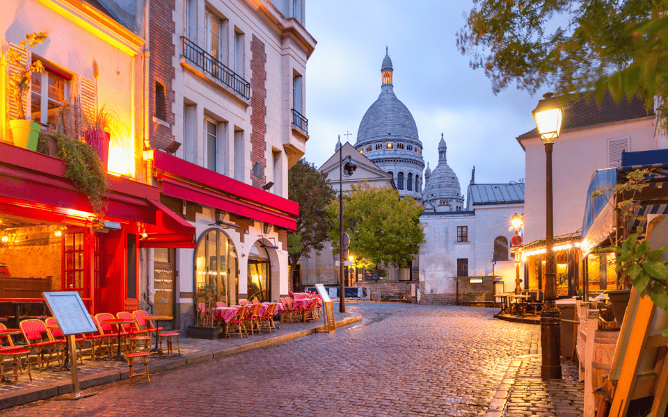 Amsterdam: Full-Day Trip to Paris - Arriving near the Eiffel Tower: your 10-hour Paris window
