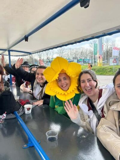Amsterdam: Guided Beer or Prosecco Bike Tour - Your Drink Plan: Beer, Prosecco, or the Mixed Option