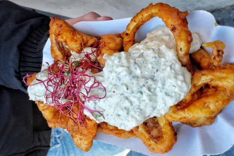Amsterdam: Guided Food Tour with Tastings - Café Thijssen on Brouwersgracht: your meeting point and “how it flows”