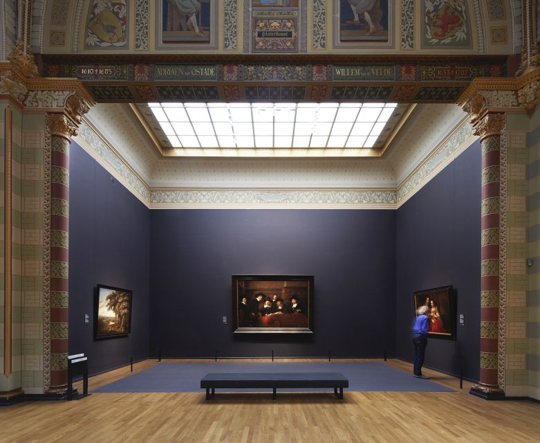 Amsterdam: Guided Rijksmuseum Tour in Spanish - Van Gogh Museum Building and Volendam: A Nice Change of Pace