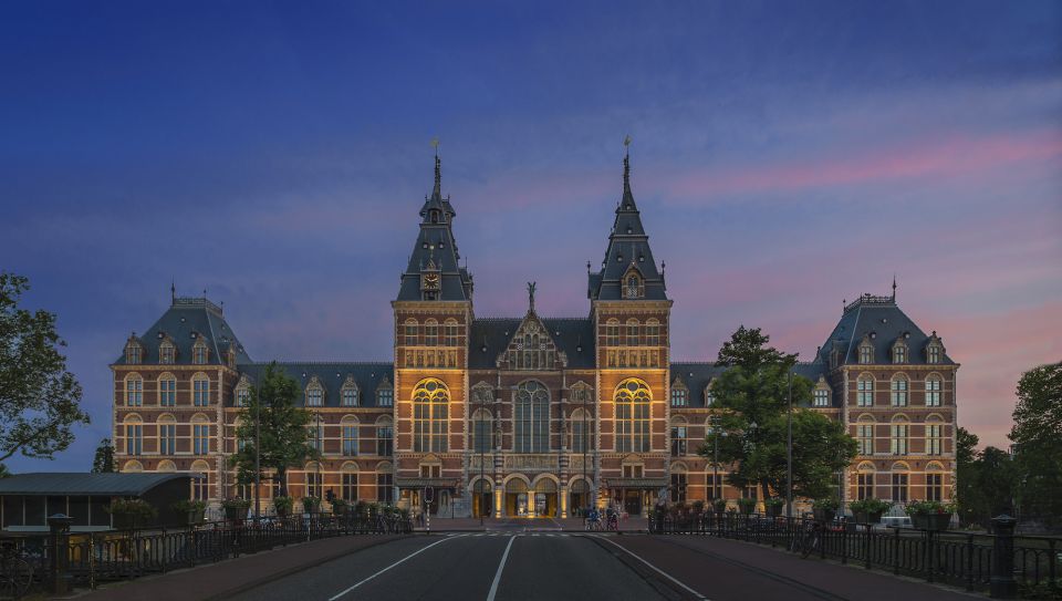 Amsterdam: Guided Rijksmuseum Tour in Spanish - Skip-the-Line Entry and What to Bring (and Not Bring)