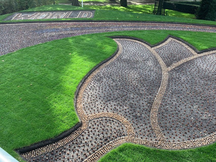 Amsterdam: Half-Day Flower Fields and Keukenhof Bicycle Tour - The Lisse Bike Segment: A Short Ride That Adds Another Layer