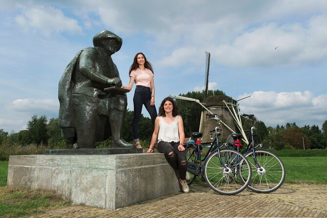 Amsterdam Highlights Bike Tour - Guided in EN/ES/DE/NL - Portuguese Synagogue Stop: Old Buildings, Lived-In History