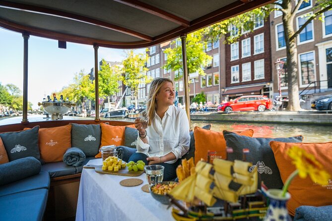 Amsterdam Historic Tour On Classic Saloon Boat - Stop-by-Stop: What You’ll See From the Water