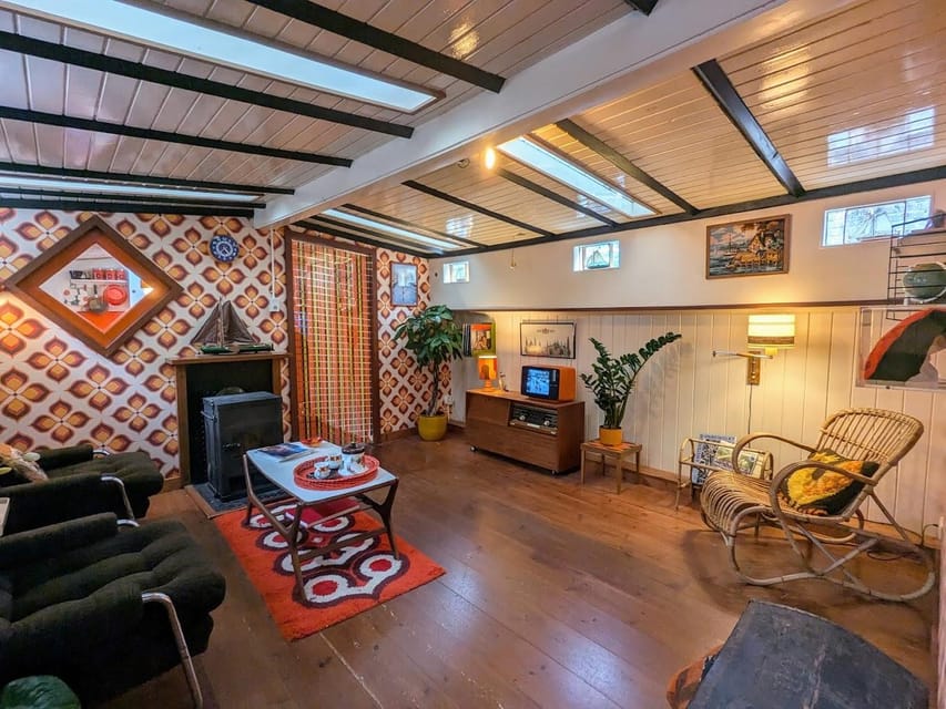 Amsterdam: Houseboat Museum Entry Ticket - Living Afloat: A Family of Four’s Daily Reality