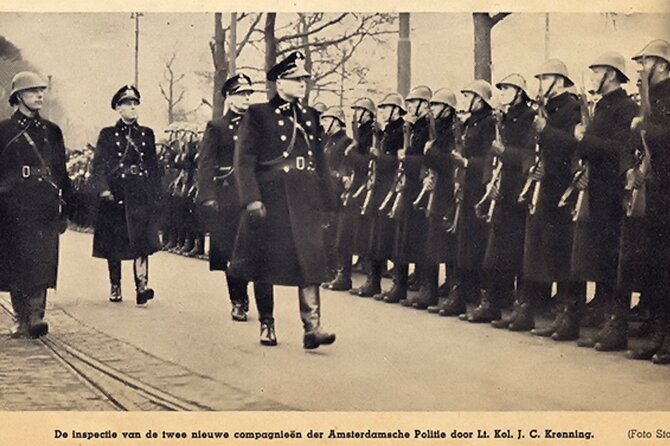 Amsterdam in World War Two Cycle Tour - Key reasons this WWII bike tour is worth your attention