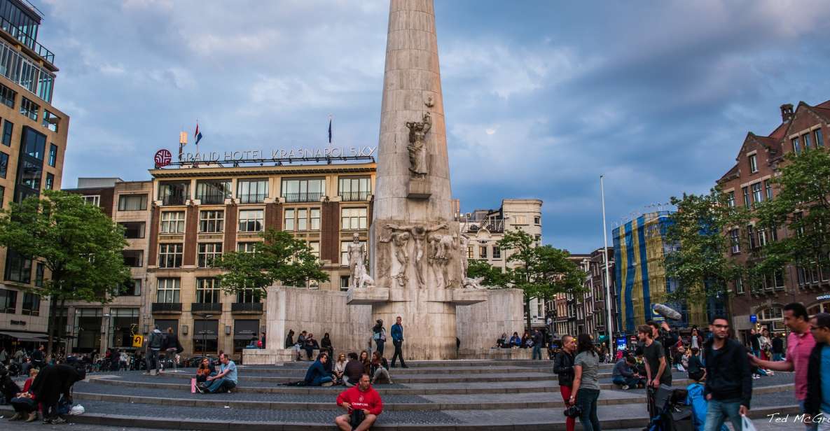 Amsterdam Jewish Quarter walking tour - Where you meet: H’ART Museum boat platform by the Amstel