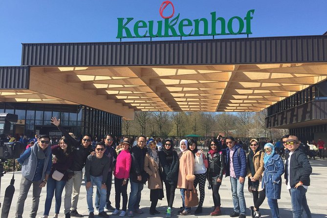Amsterdam: Keukenhof Tulip Gardens and Giethoorn with Boat Tour - What to pack for tulips and canal time